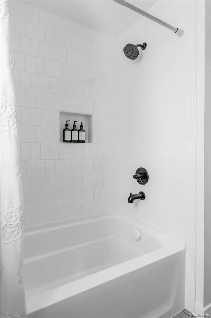 8016 E Fremont Avenue Centennial CO 80112