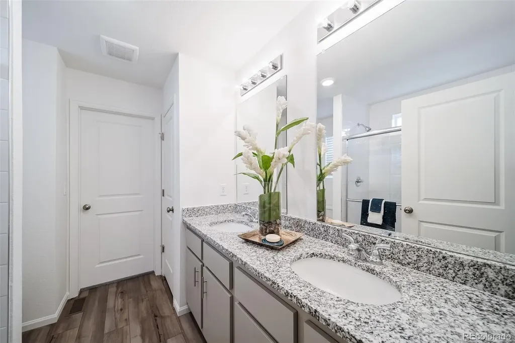 46507 Gold Prairie Drive Bennett CO 80102