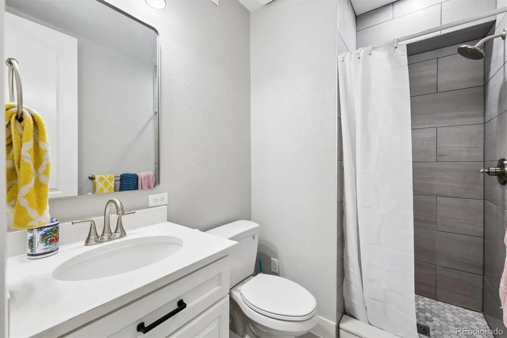 19742 W 95th Place Arvada CO 80007
