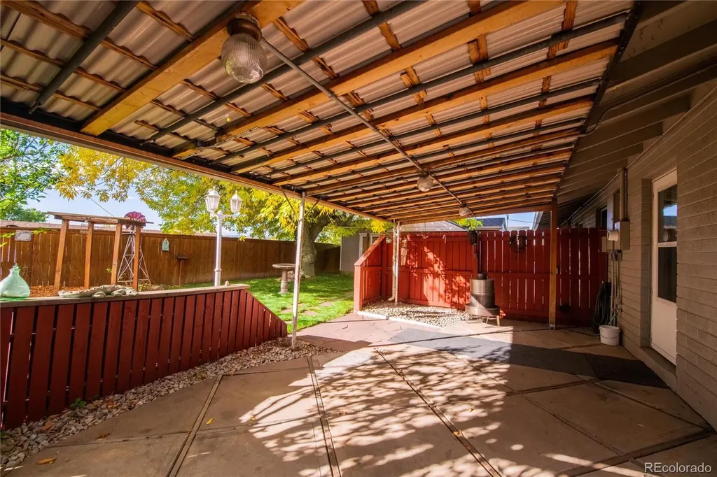 840 Essex Drive Denver CO 80229
