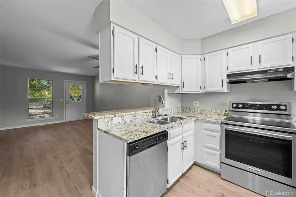 10232 W Dartmouth Avenue Denver CO 80227