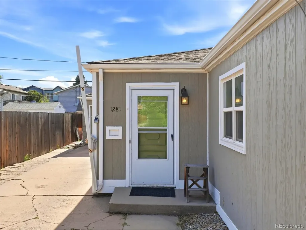 1281 Alton Street Aurora CO 80010
