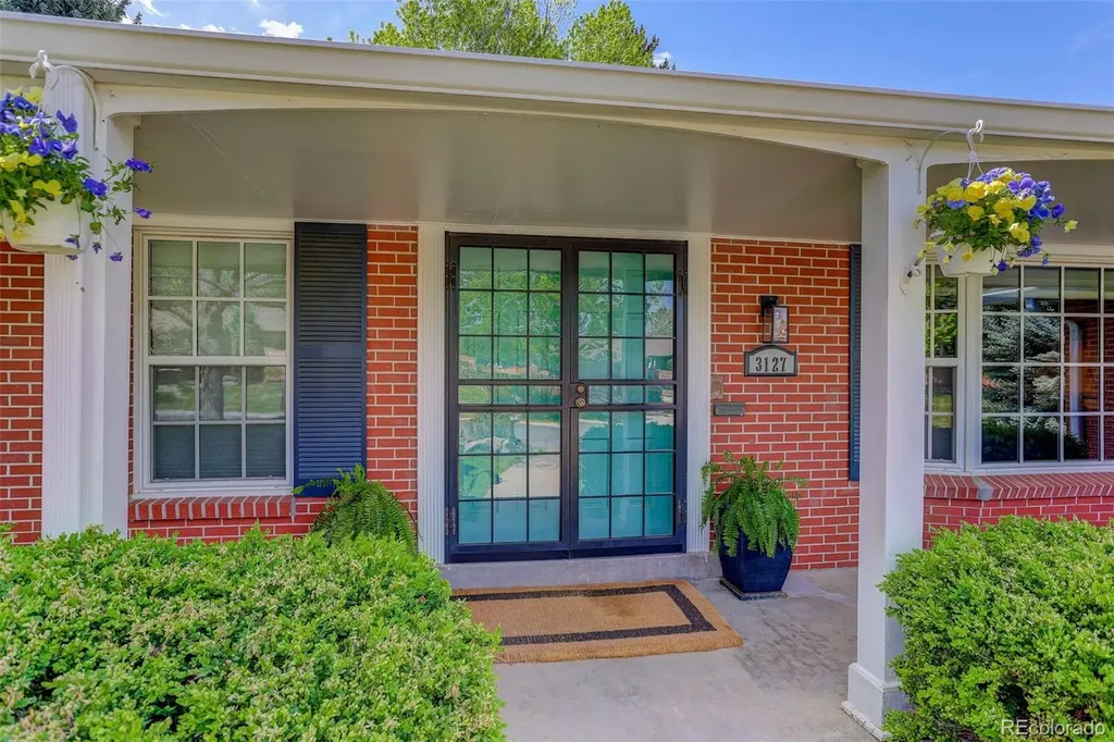 3127 S Dallas Court Denver CO 80210