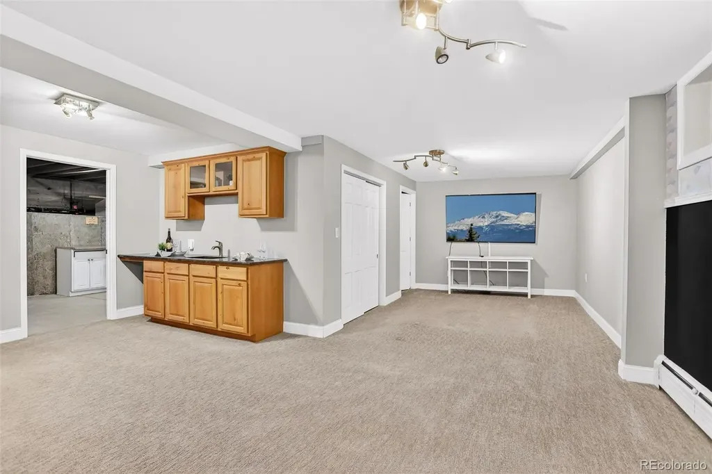 3127 S Dallas Court Denver CO 80210