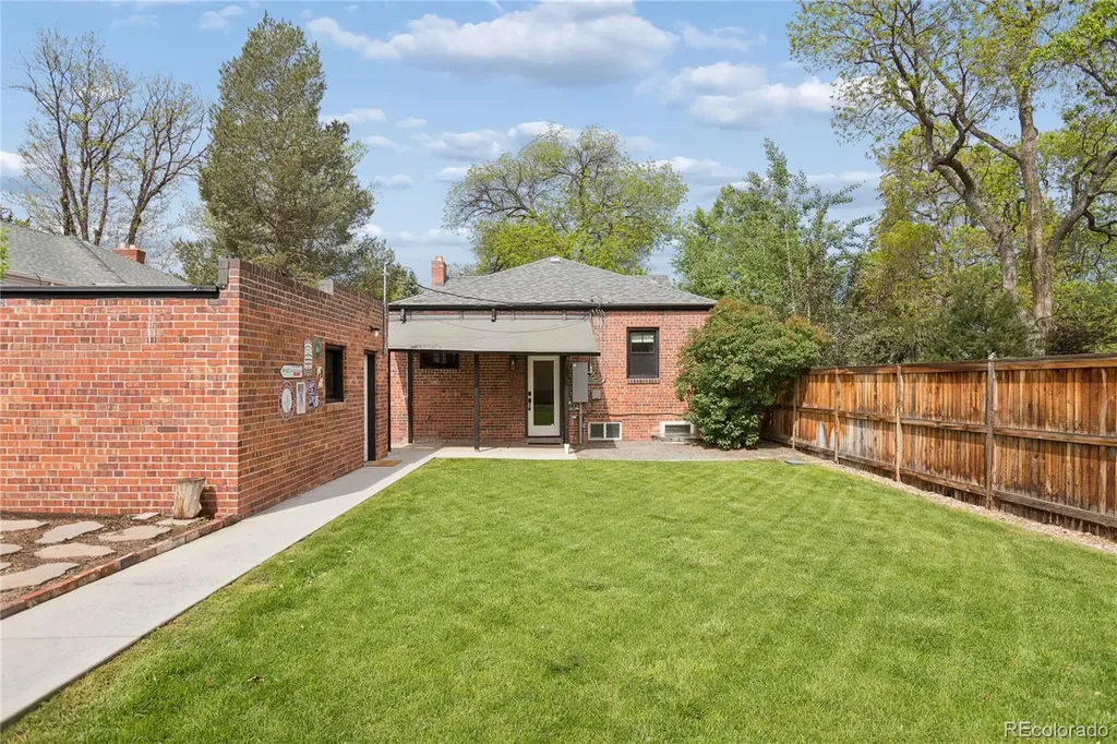 2054 S Saint Paul Street Denver CO 80210