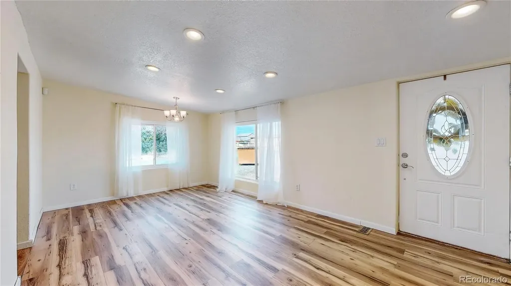 15502 Morris Avenue Fort Lupton CO 80621