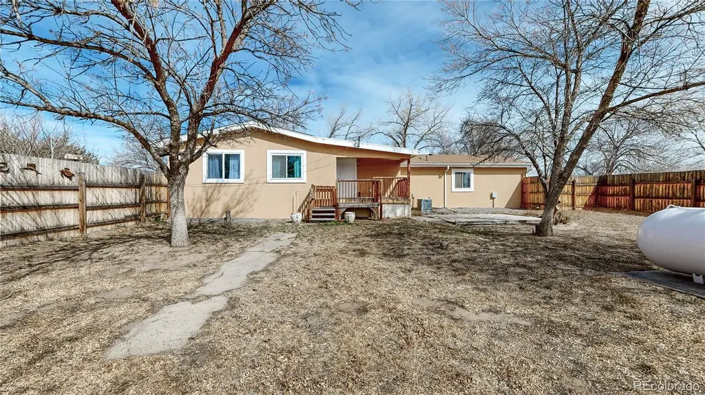 15502 Morris Avenue Fort Lupton CO 80621