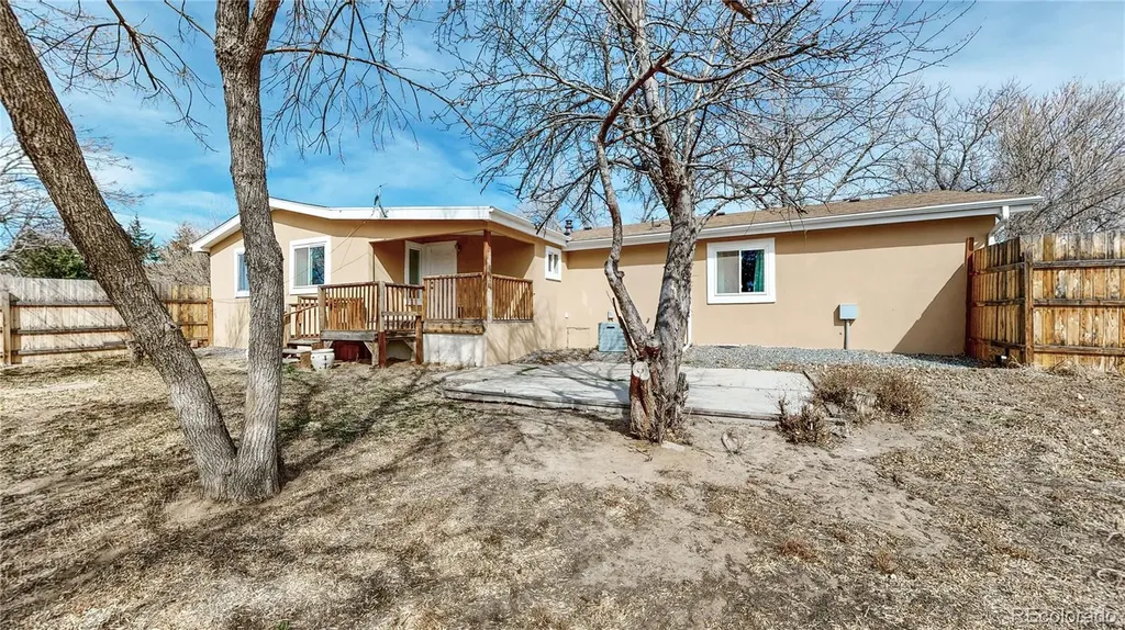 15502 Morris Avenue Fort Lupton CO 80621
