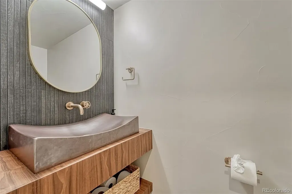 7480 S Harrison Way Littleton CO 80122