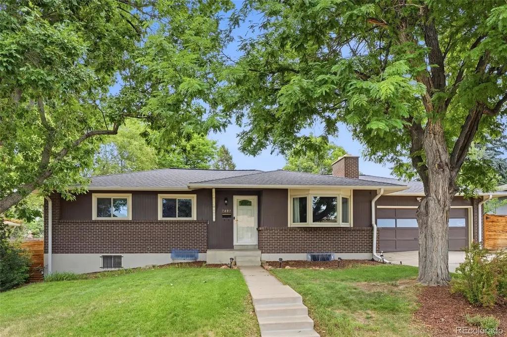 7893 E Hampden Circle Denver CO 80237