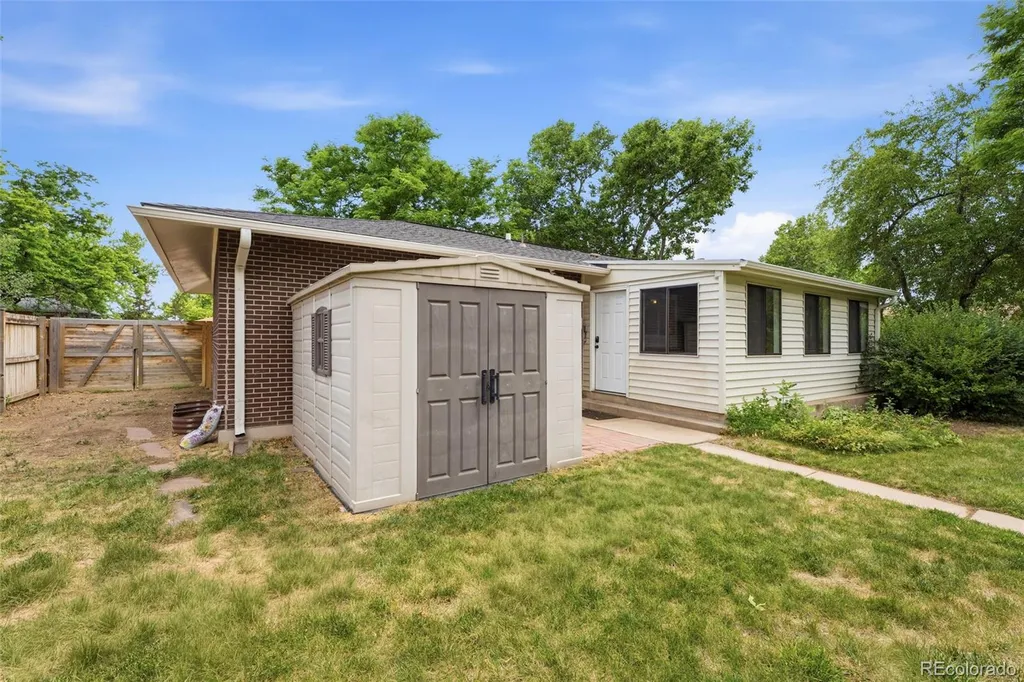 7893 E Hampden Circle Denver CO 80237