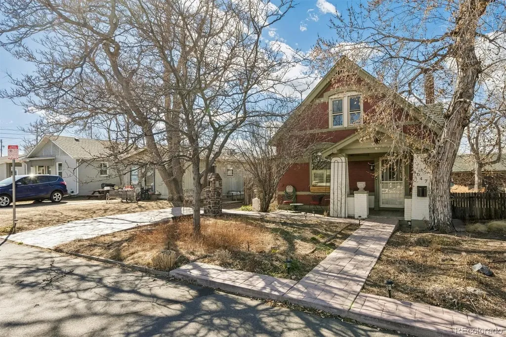 4047 Madison Street Denver CO 80216