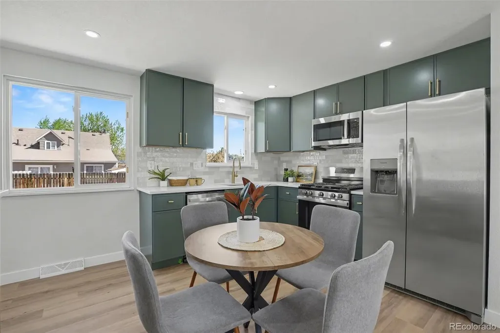 6163 W 78th Avenue Arvada CO 80003