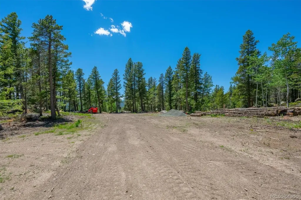 1 Hawk Way Black Hawk CO 80422