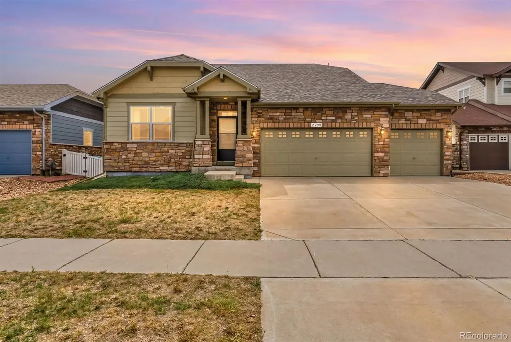 2335 Winding Drive Longmont CO 80504