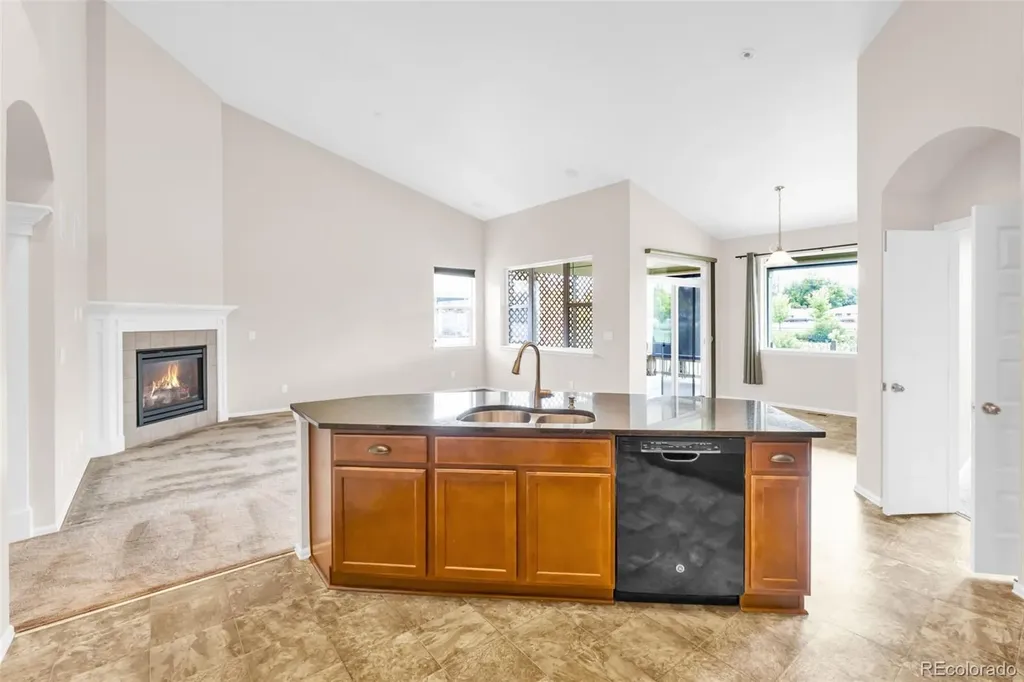 2335 Winding Drive Longmont CO 80504