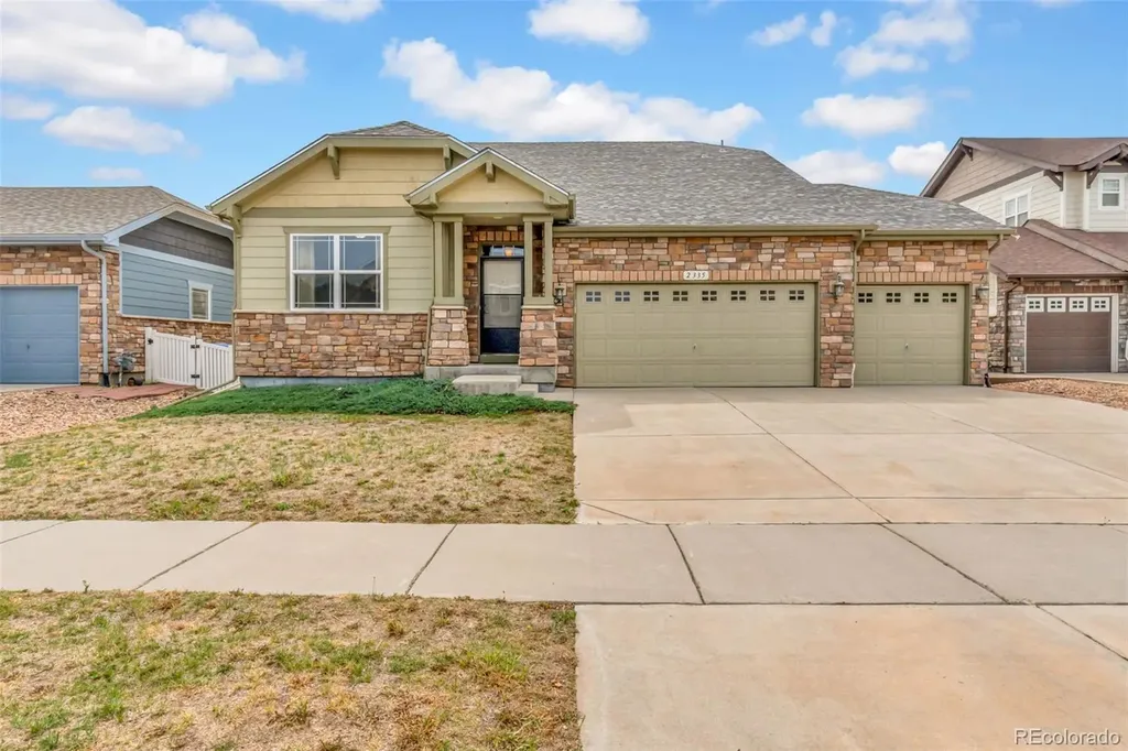 2335 Winding Drive Longmont CO 80504