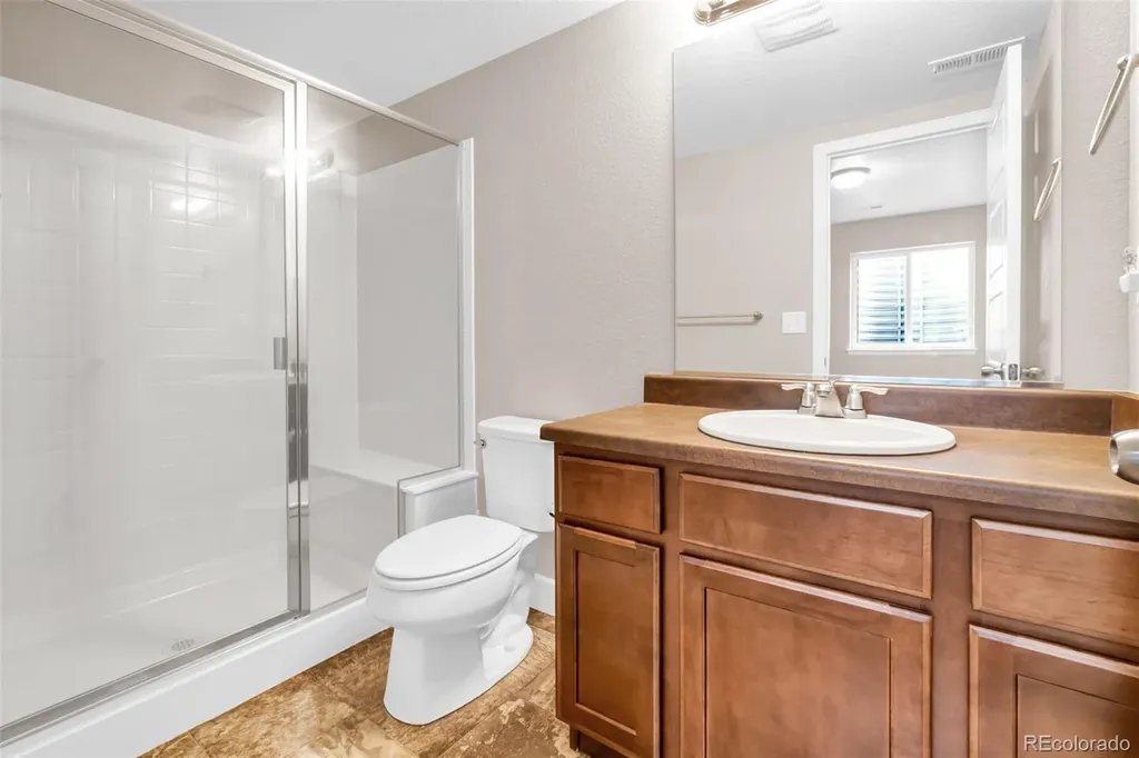 2335 Winding Drive Longmont CO 80504