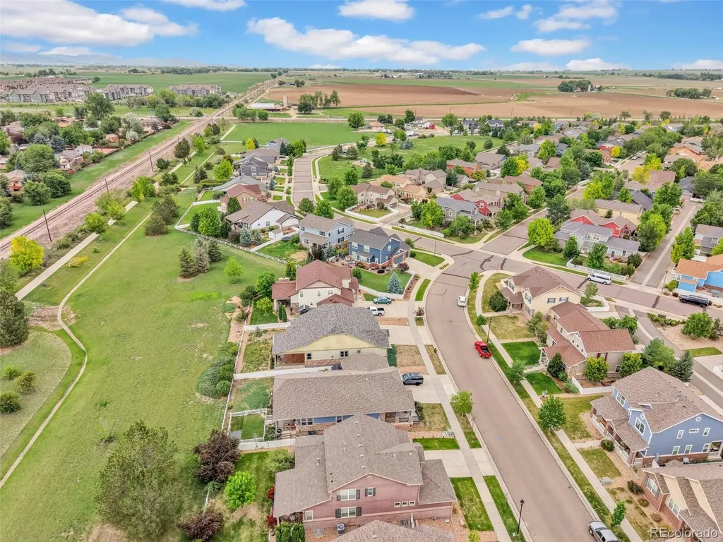 2335 Winding Drive Longmont CO 80504