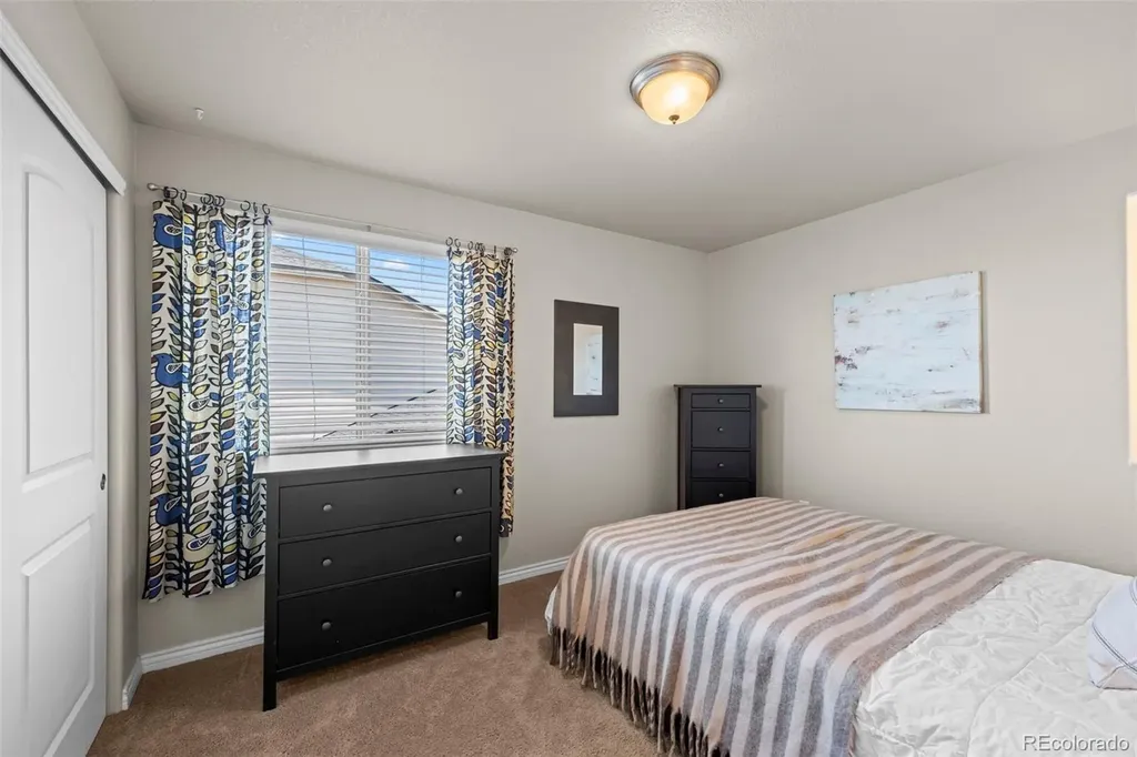 5773 Waverley Avenue Longmont CO 80504
