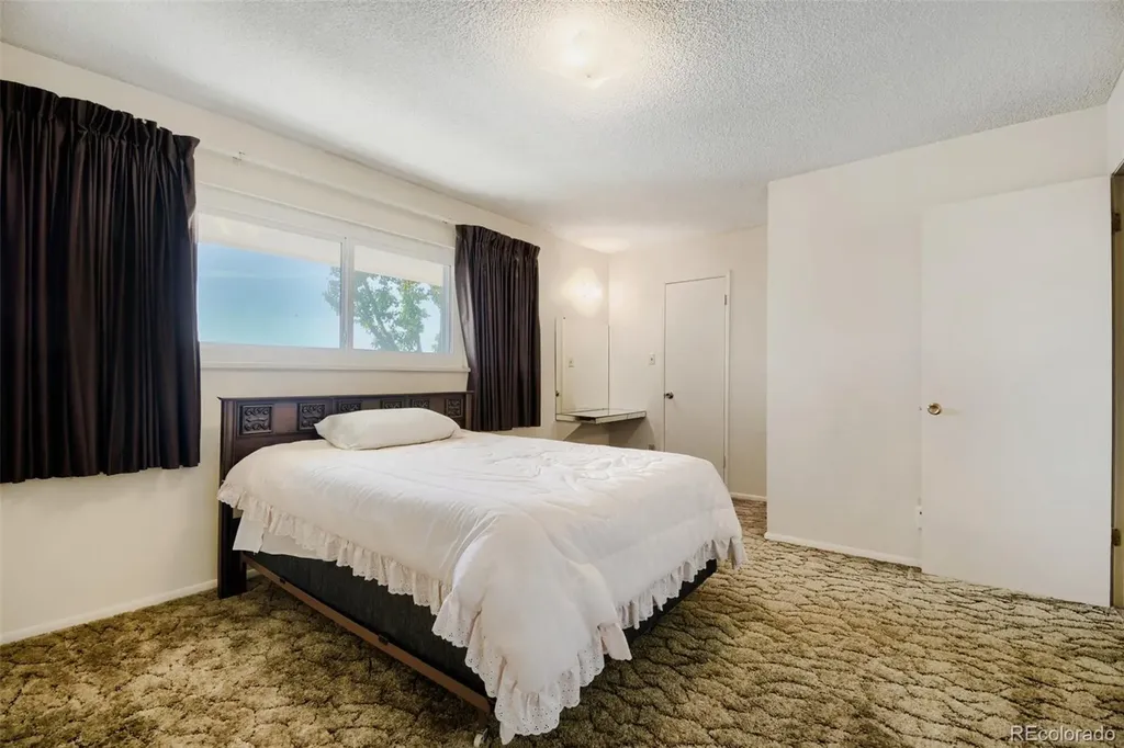 8783 Santa Fe Drive Thornton CO 80260