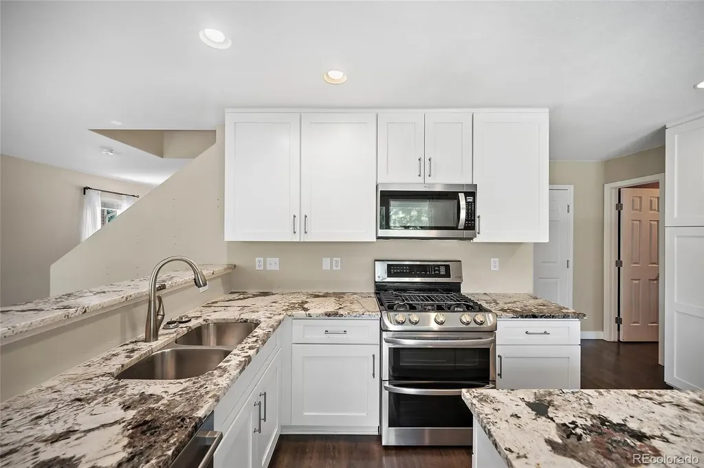 1880 Hogan Court Castle Rock CO 80109