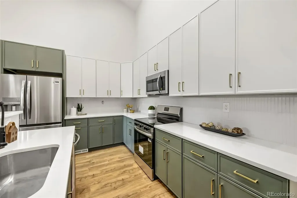 6826 W 84th Circle Arvada CO 80003