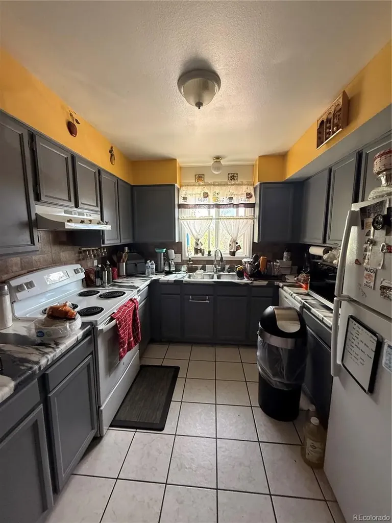 3455 S Canosa Court Englewood CO 80110