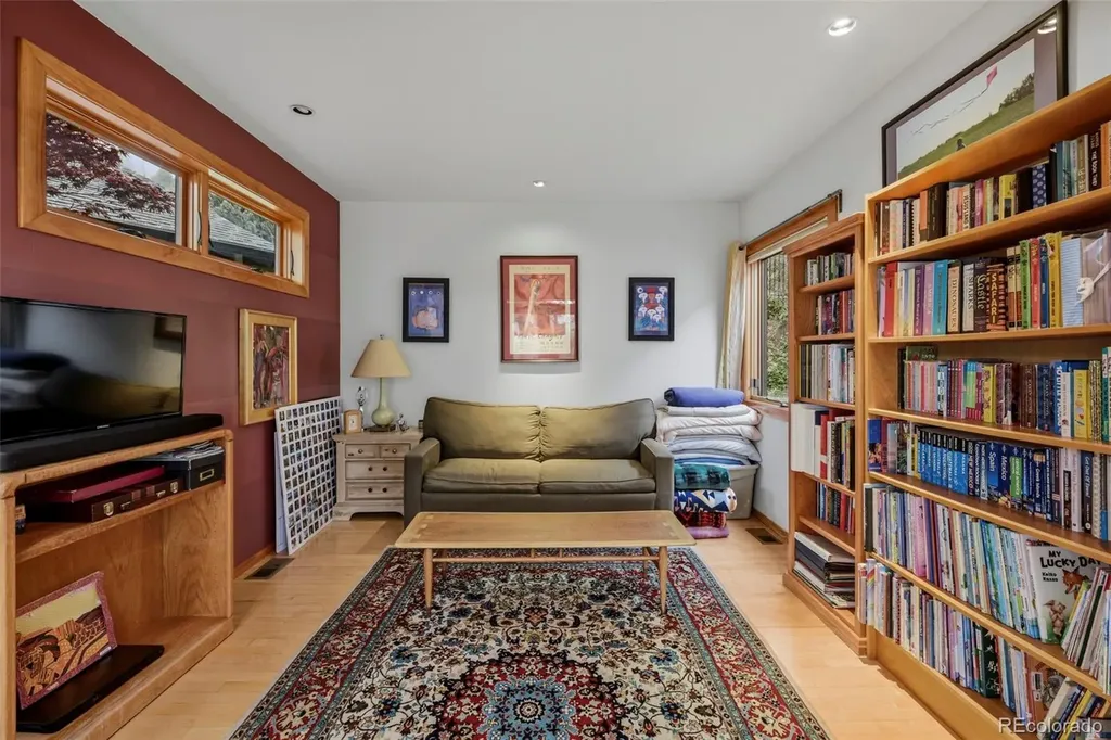 1225 Mariposa Avenue Boulder CO 80302