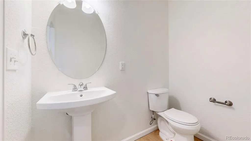 2621 Sable Boulevard Aurora CO 80011