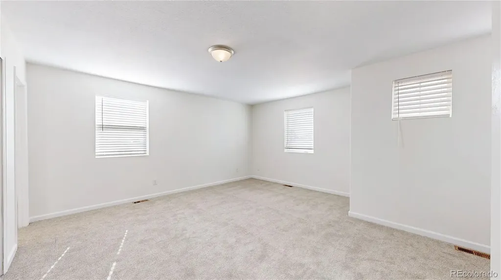 2621 Sable Boulevard Aurora CO 80011
