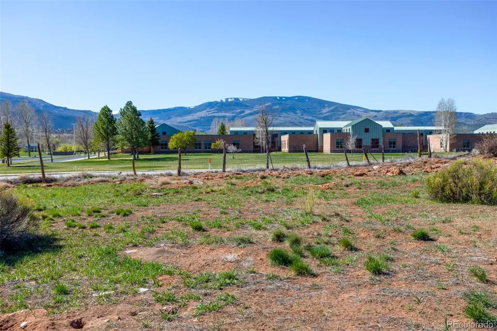 375 Red Fox Drive Gypsum CO 81637