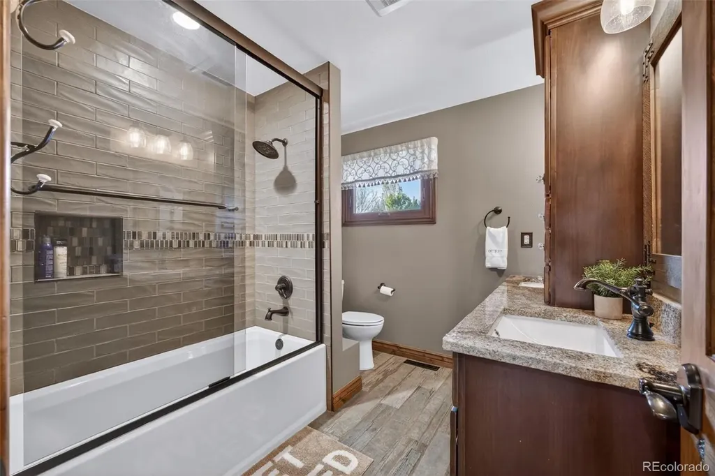 5038 E Nichols Place Centennial CO 80122