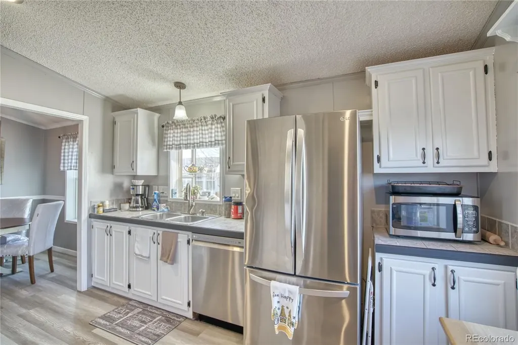 4704 Timberline Avenue Longmont CO 80504