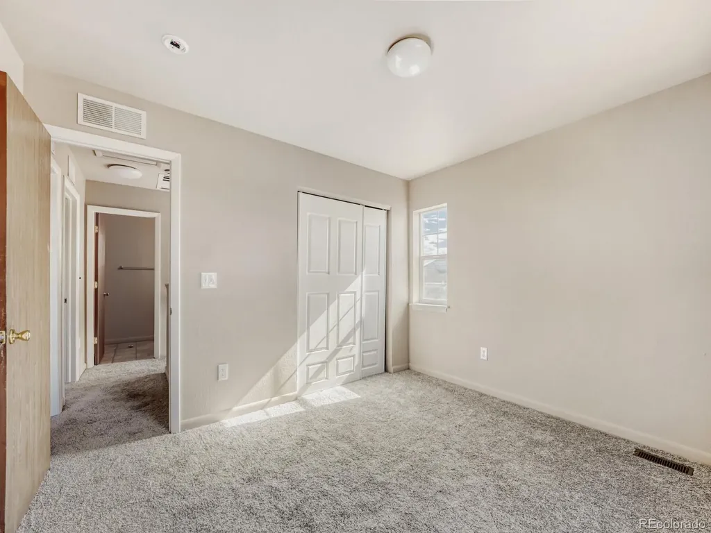 23341 E Saratoga Circle Aurora CO 80016