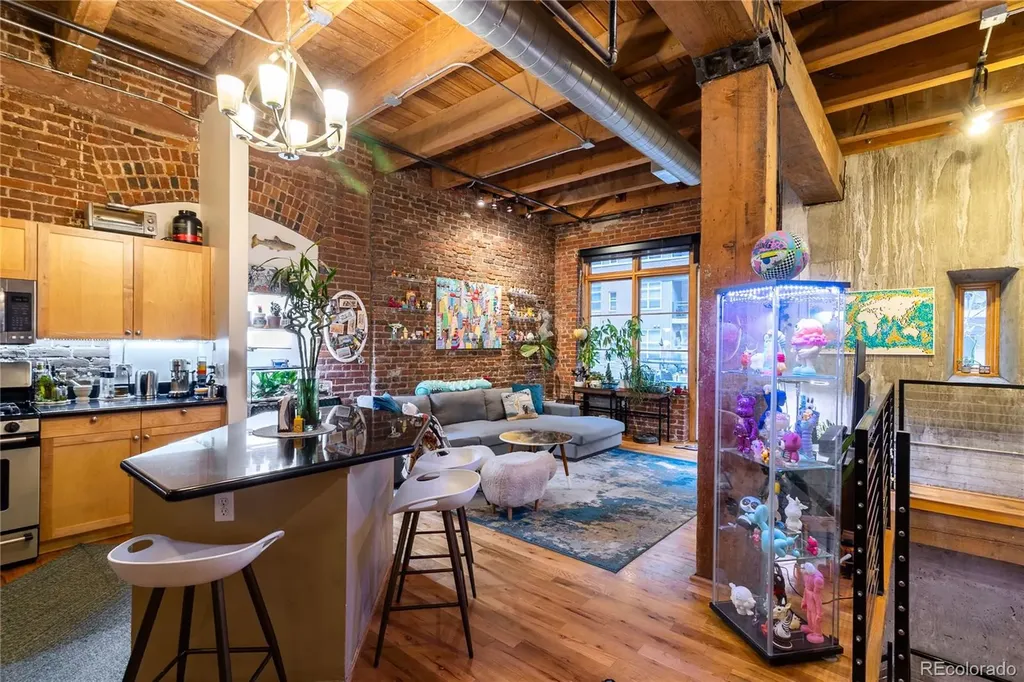 2960 Inca Street Denver CO 80202