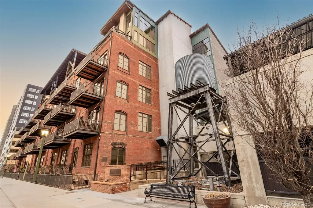2960 Inca Street Denver CO 80202