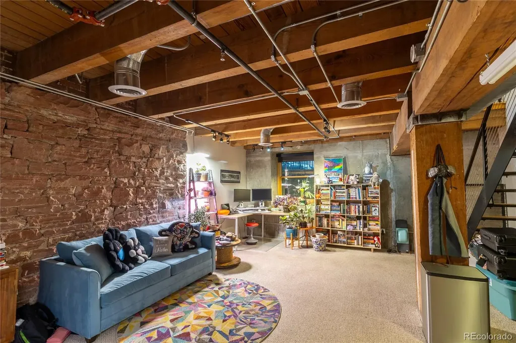 2960 Inca Street Denver CO 80202