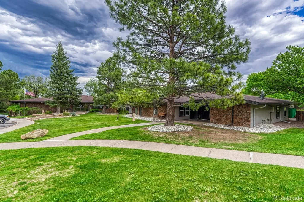 451 Golden Circle Golden CO 80401