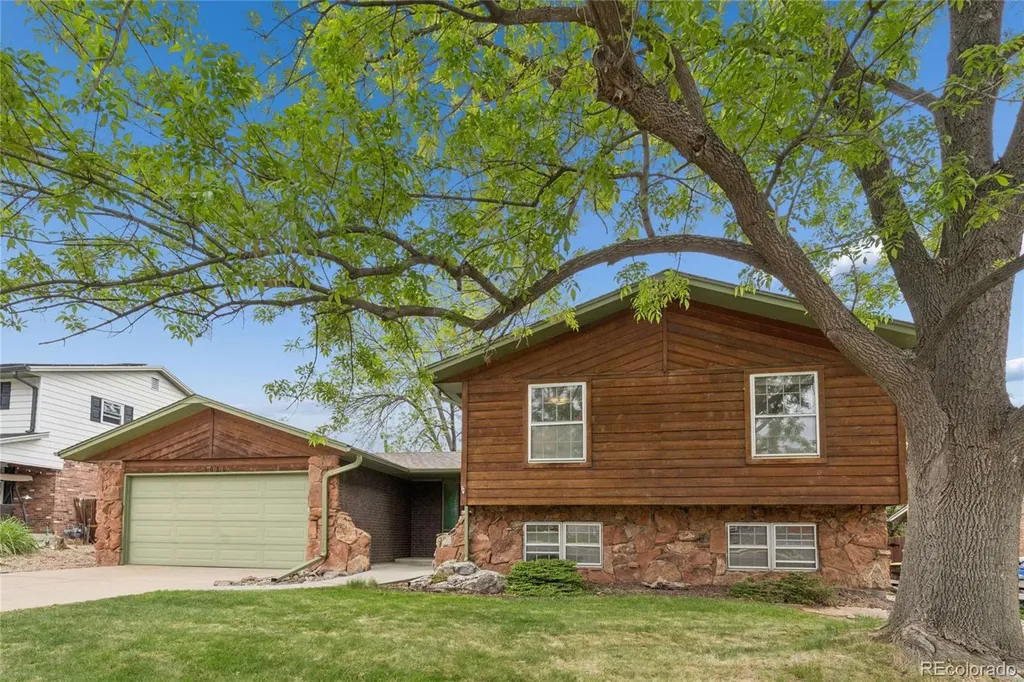 1030 Cedar Street Broomfield CO 80020