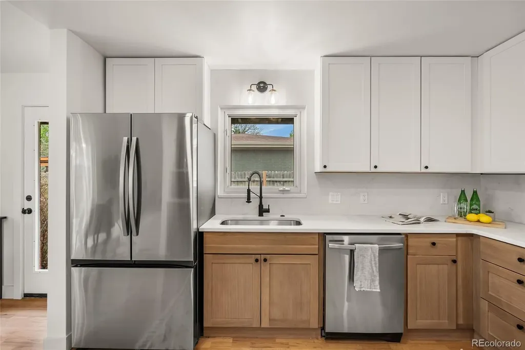 2490 Lewis Street Lakewood CO 80215