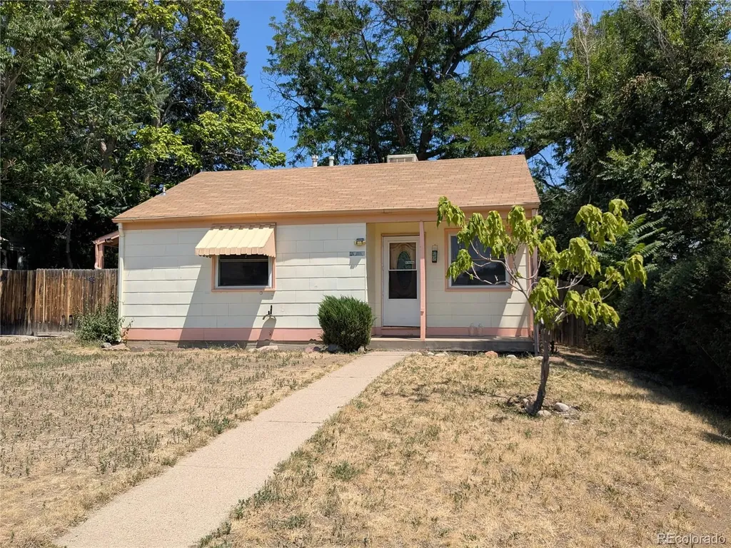 1676 S Wolcott Court Denver CO 80219