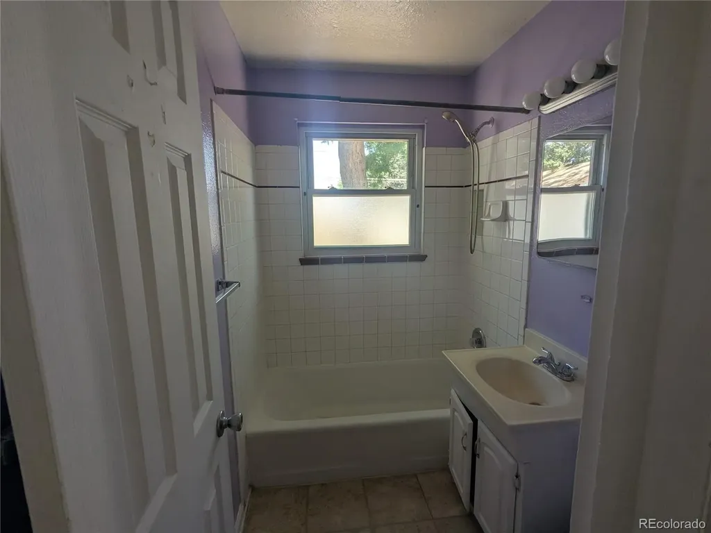 1676 S Wolcott Court Denver CO 80219