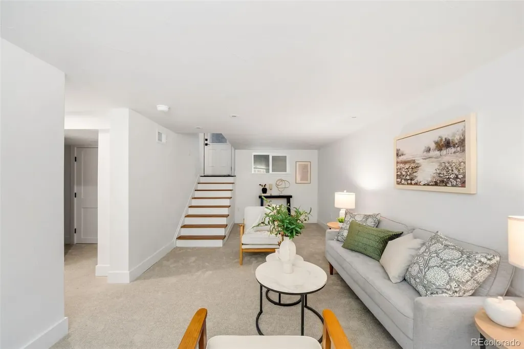 2343 Dahlia Street Denver CO 80207