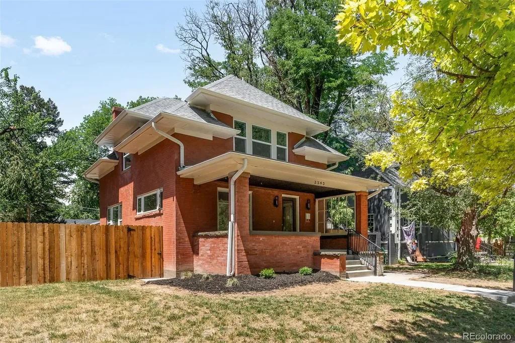 2343 Dahlia Street Denver CO 80207