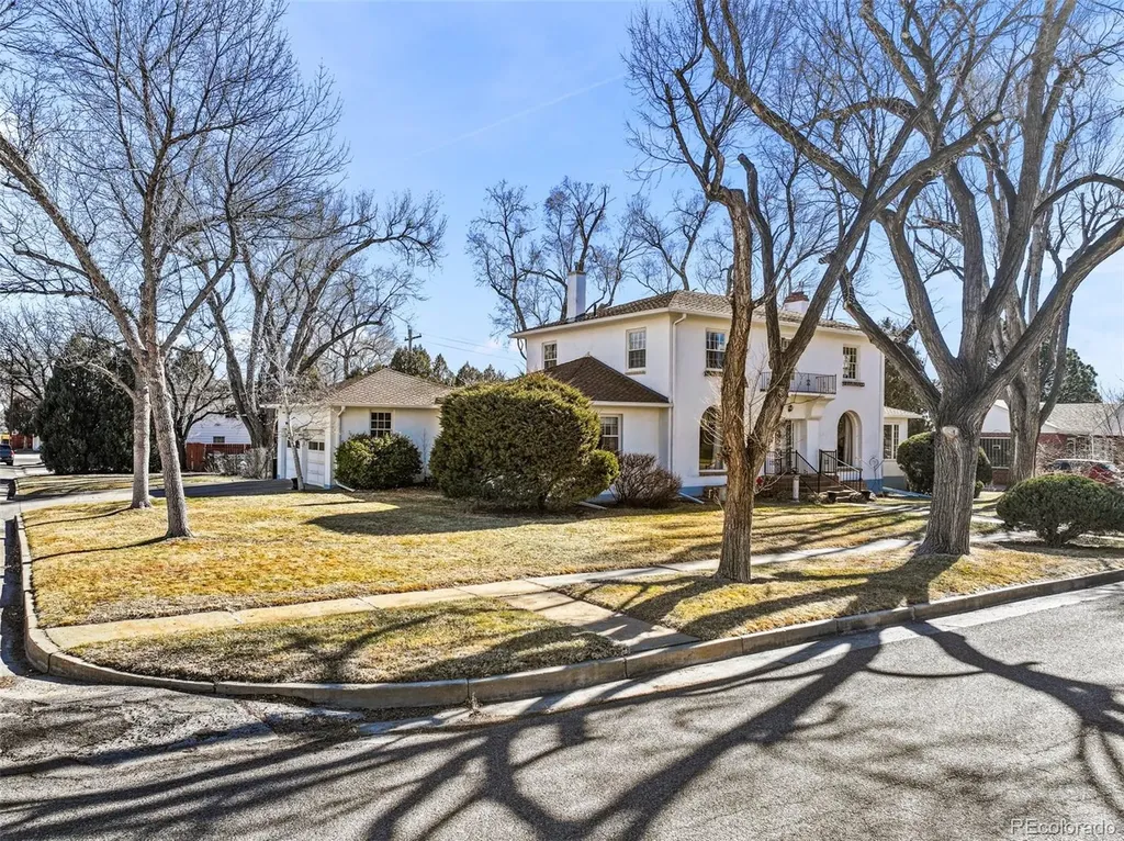 2932 8th Avenue Pueblo CO 81008
