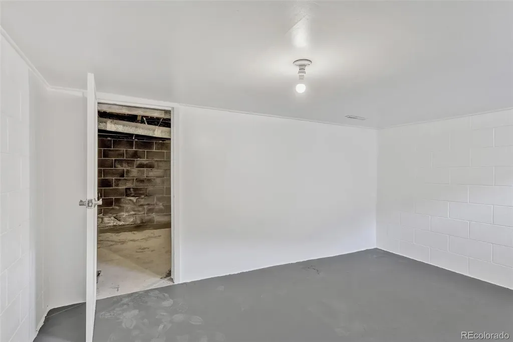 423 Phelps Street Sterling CO 80751