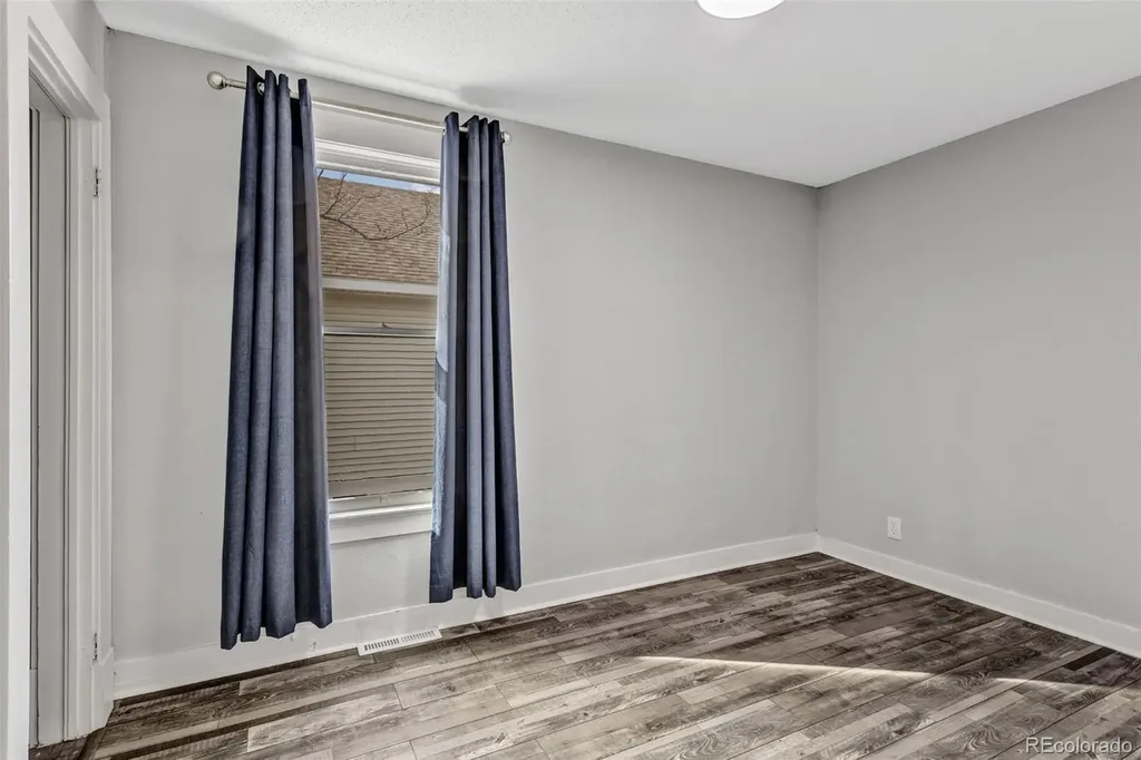 423 Phelps Street Sterling CO 80751