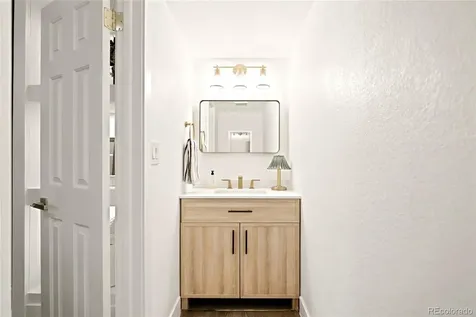 6847 S Magnolia Court Centennial CO 80112