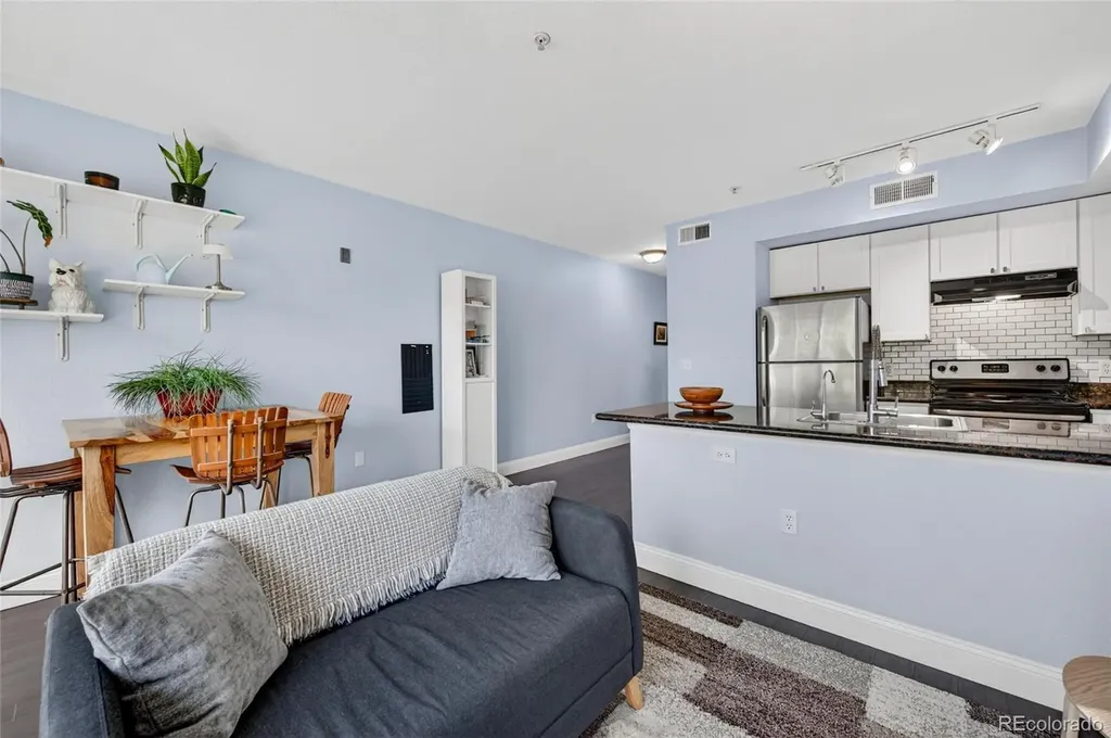 1623 Saint Paul Street Denver CO 80206